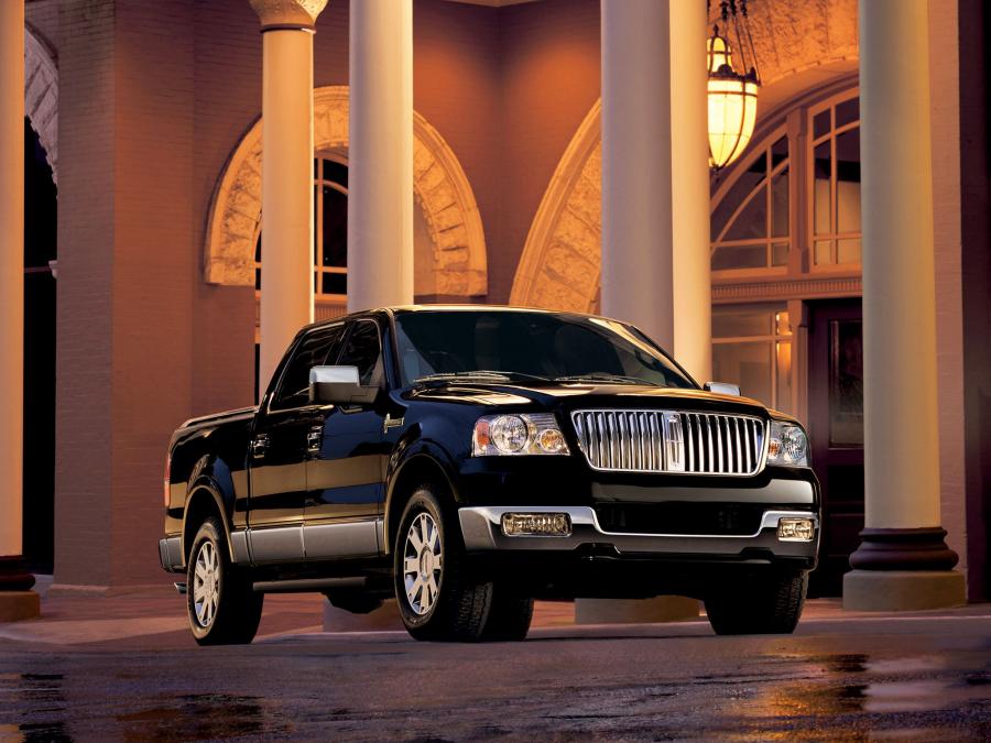  Lincoln Mark LT 2005 года  (фото 3 из 16)